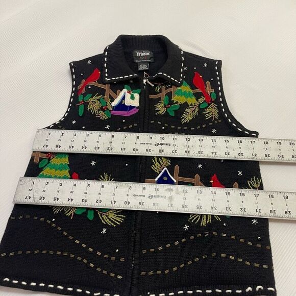 Designers Originals Studio Joy Christmas Cardinal Embellished Vest Size P/M - Picture 4 of 6
